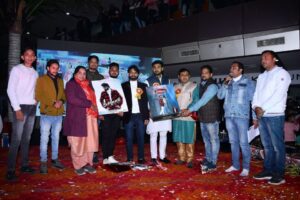 बेकरारी दिल की बढ़ने लगी है। Bekraari Dil Ki Badhne Lagi Hai.. Amazing song #2022
